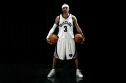 阿扎伦卡遭遇二十连败，公牛教练面临压力！